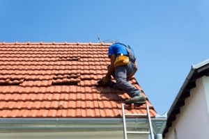 roof-leaking-katy-repairing1